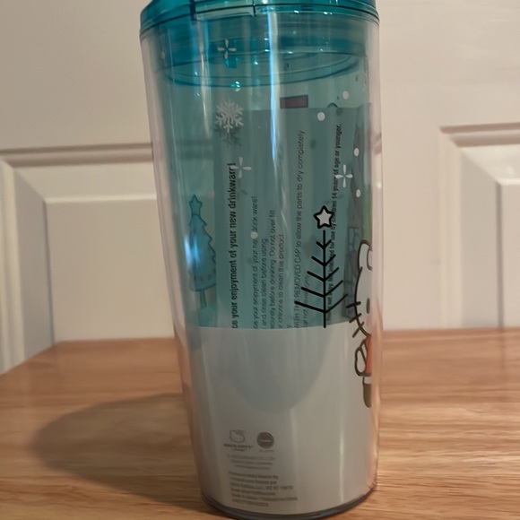 Hello Kitty Christmas/Holiday/Winter 20 oz hard plastic tumbler/cup-NEW - Picture 4 of 10